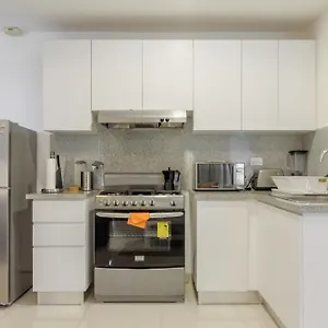  Apartamento Escape Apartments, Balcony, Pool & Gym In La Julia